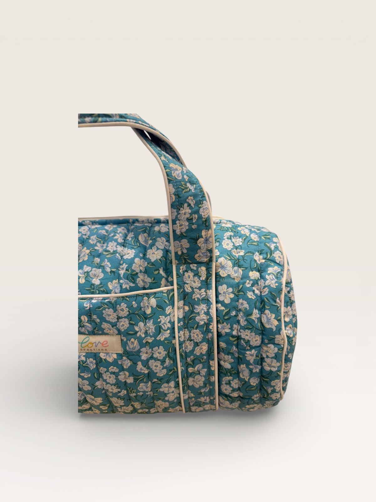 Duffle & Traveling Bags